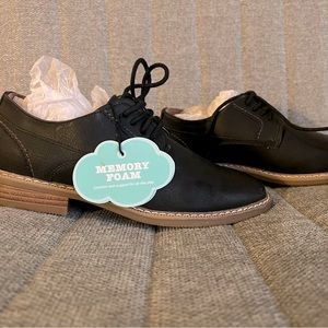 New Kids dress shoes size 2